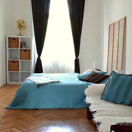 Wellness Apartments Florenc Prague Luaran gambar