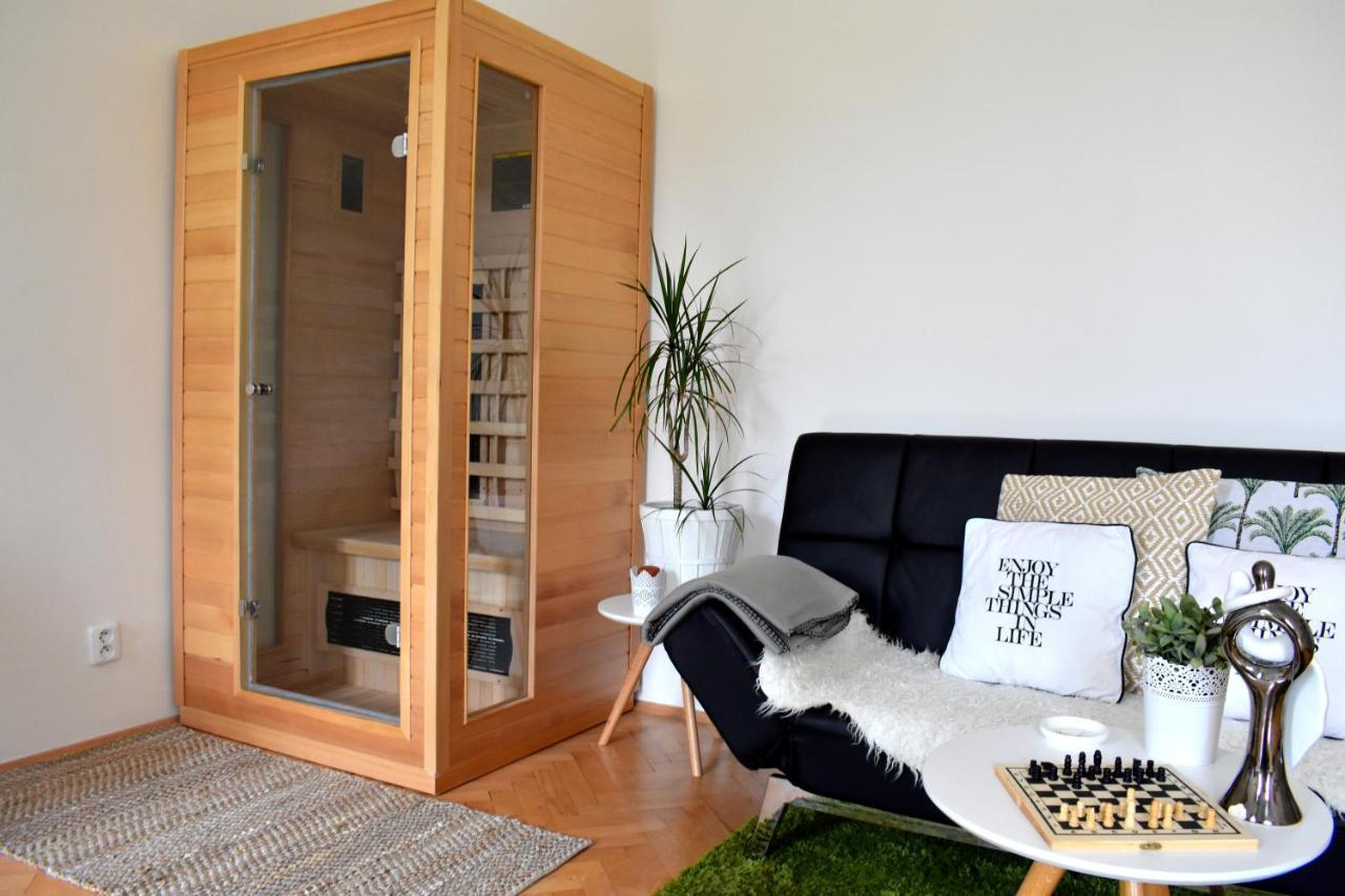 Wellness Apartments Florenc Prague Luaran gambar