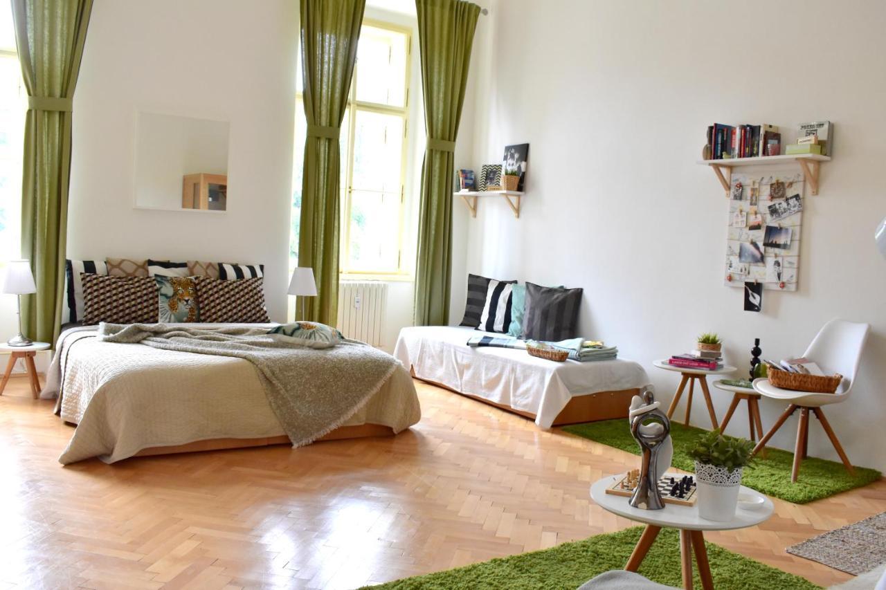 Wellness Apartments Florenc Prague Luaran gambar