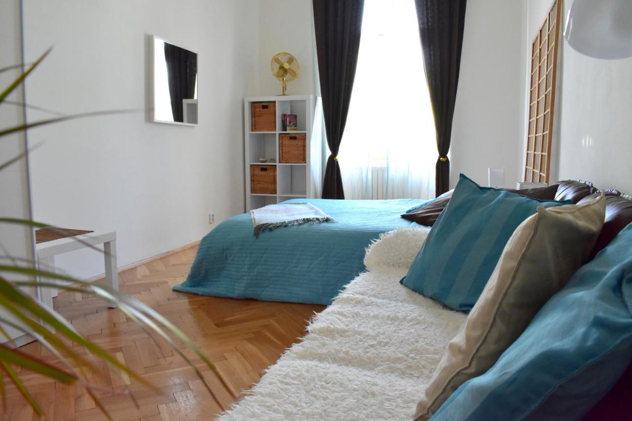 Wellness Apartments Florenc Prague Luaran gambar