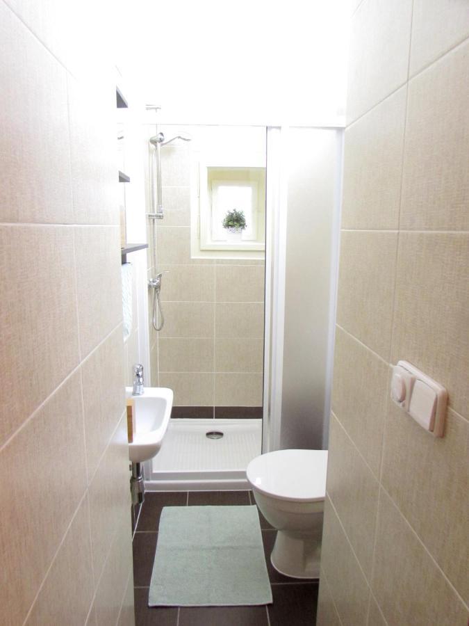 Wellness Apartments Florenc Prague Luaran gambar